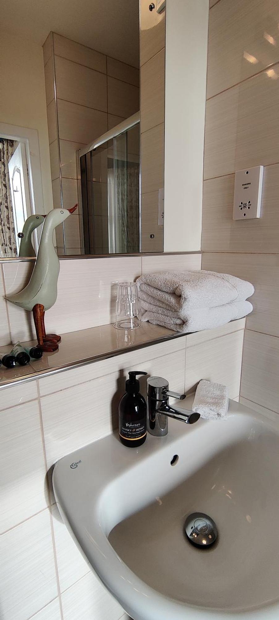 Kirn Douglas Park Guest House المظهر الخارجي الصورة